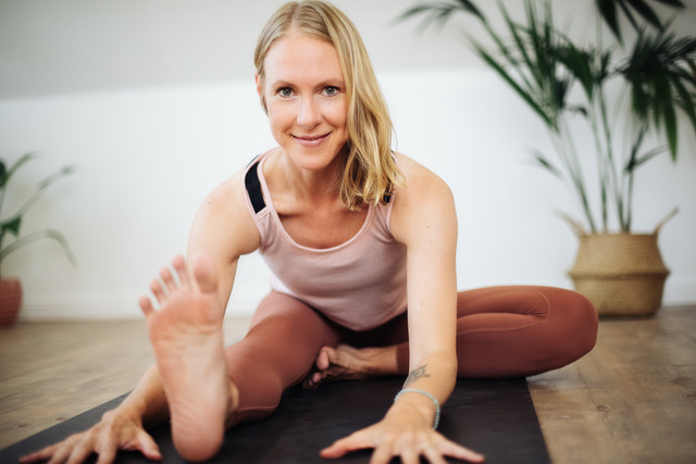 Yoga Anatomie Ausbildung mit therapeutischem Ansatz